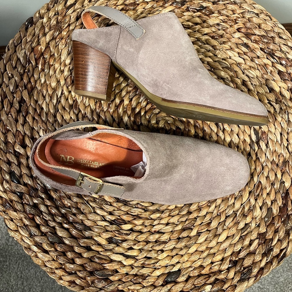 Natalia Blanco Suede Open Back Shoes Size 41/9.5